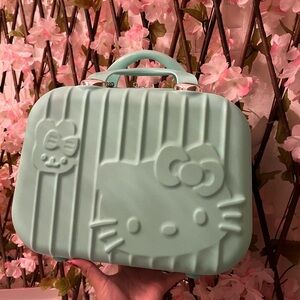 Hello Kitty travel case